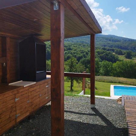 Le Chalet M - Cabana Cu O Panorama De Poveste. Surdesti  ภายนอก รูปภาพ